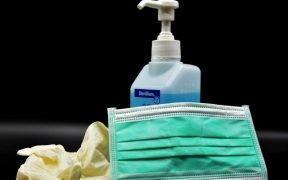 Materiale sanitare pentru centrele sociale și școlare din județul Sibiu