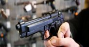 Deținere ilegală de arme și muniții, în Turnu Roșu
