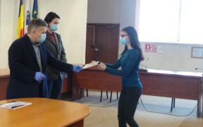 Primăria Mediaș i-a premiat pe cei 20 de tineri care au obținut rezultate deosebite la examenul de Bacalaureat