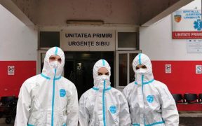 Voluntari în lupta împotriva COVID-19: studenții la medicină din Sibiu sprijină activitatea UPU