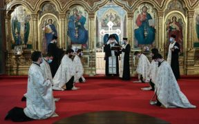 Slujbă de hirotesie în duhovnic la Catedrala mitropolitană din Sibiu