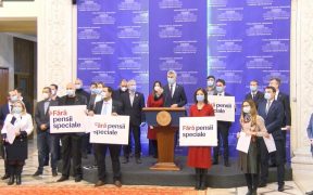 Alianța USR PLUS: Fără pensii speciale. Parlamentarii USR și-au dat demisia pentru a nu lua pensie specială (P.E.)