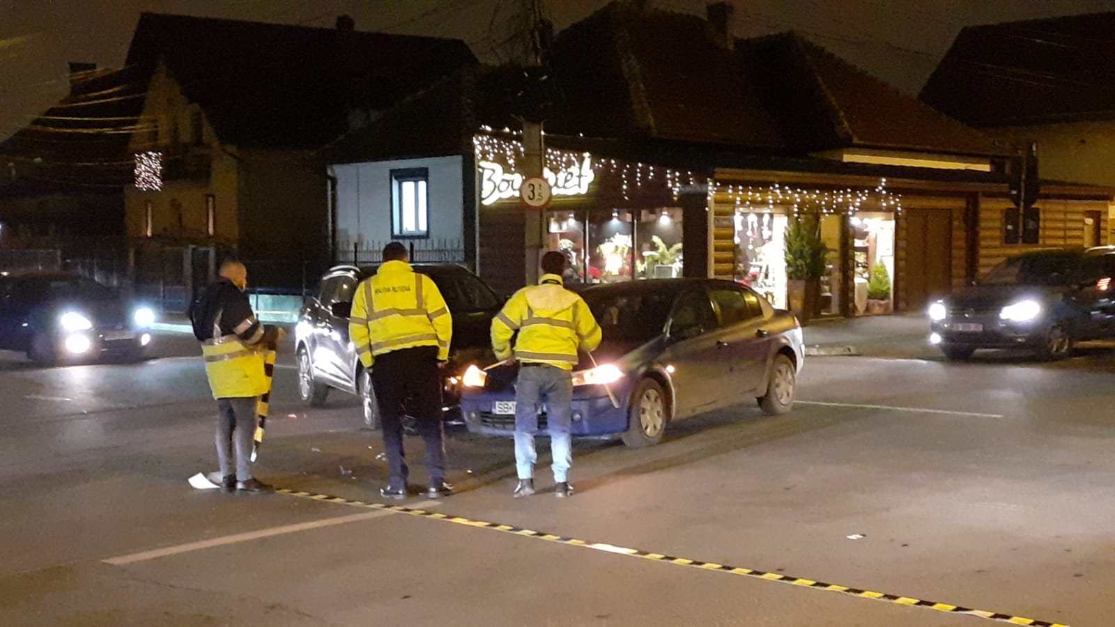 FOTO- Accident rutier produs între două autoturisme pe strada Vasile Cârlova