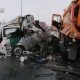 Accident mortal pe A 1 produs între un autoturism și o autoutilitară de deszăpezire