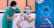 Premierul României s-a vaccinat anti-COVID-19