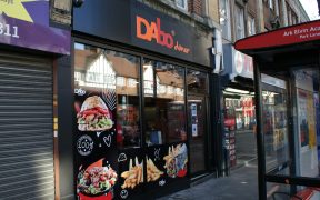 Franciza DAbo Doner deschide primul restaurant românesc de fast-food din Londra