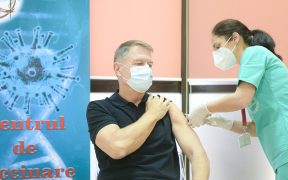 VIDEO Klaus Iohannis s-a vaccinat anti-Covid
