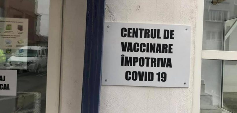 Centrul de vaccinare de la Sala Sporturilor (Mediaș), amenajat