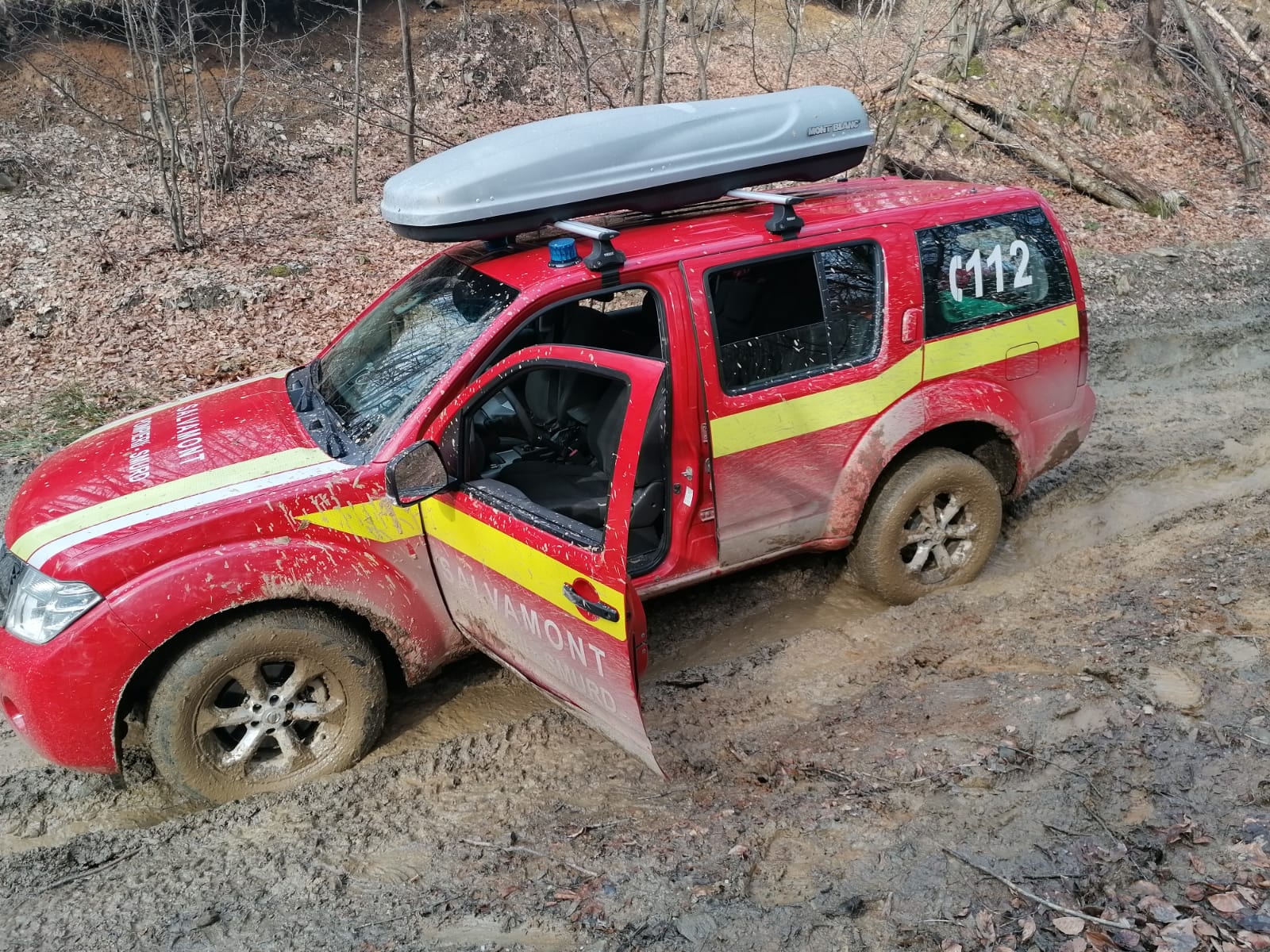 Un grup de turiști a sărit în sprijinul salvamontiștilor sibieni