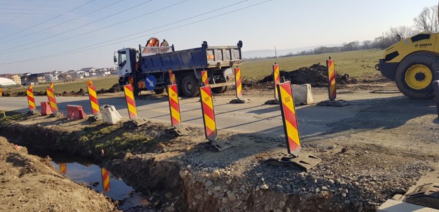 Au fost reluate lucrările pentru extinderea drumului județean 106 C Sibiu – Cisnădie