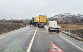 Accident cu patru răniți pe DN 14 - Agârbiciu | Trafic alternativ