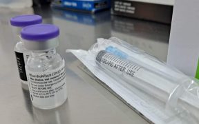 La Spitalul Militar din Sibiu funcționează trei fluxuri de vaccinare anti-Covid destinate populației civile