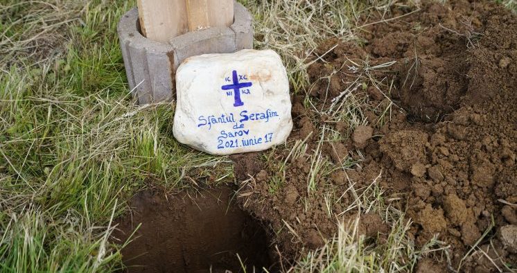 Piatră de temelie pentru Mănăstirea „Sfântul Serafim de Sarov” de la Săsăuş, judeţul Sibiu