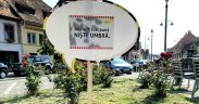FOTO Problemele sibienilor, expuse într-un mod inedit