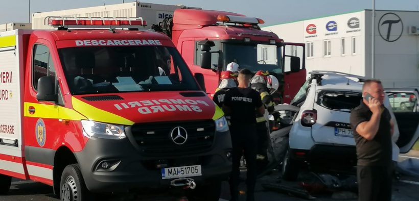 VIDEO Patru morți în urma unui accident grav petrecut la intersecția Calea Șurii Mici cu DN 7H
