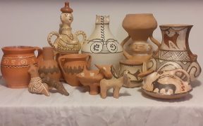 Despre simboluri în ceramica românească de ieri și azi afli în Muzeul ASTRA