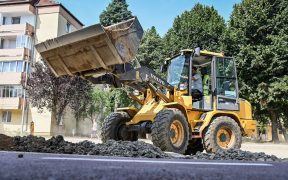 Lucrările de modernizare în cartierul Ștrand avansează