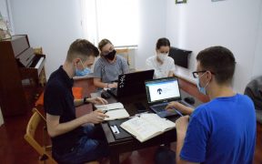 Coaliția pentru Digitalizare, inițiativa elevilor pentru lansarea unei rezoluții privind sistemul educațional