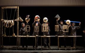 Harap Alb se vede pentru ultima dată în acest an, la Teatrul Gong!