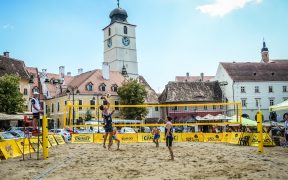 Piața Mică, gazda spectaculosului turneu de beach volley Sibiu Sands