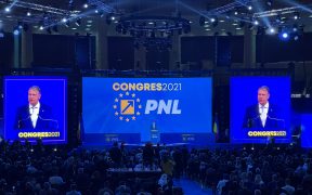 FOTO Congresul PNL- Liberalii își aleg astăzi președintele
