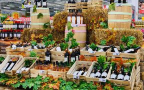 Târgul de Vinuri Auchan ediția 2021 este dedicată vinurilor românești – peste 285 de sortimente la raft