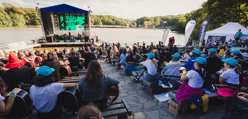 Guitar Meeting, la final: 475 de chitariști din 28 de orașe au cântat la Concertul Manifest din Muzeul Astra alături de mari artiști rock