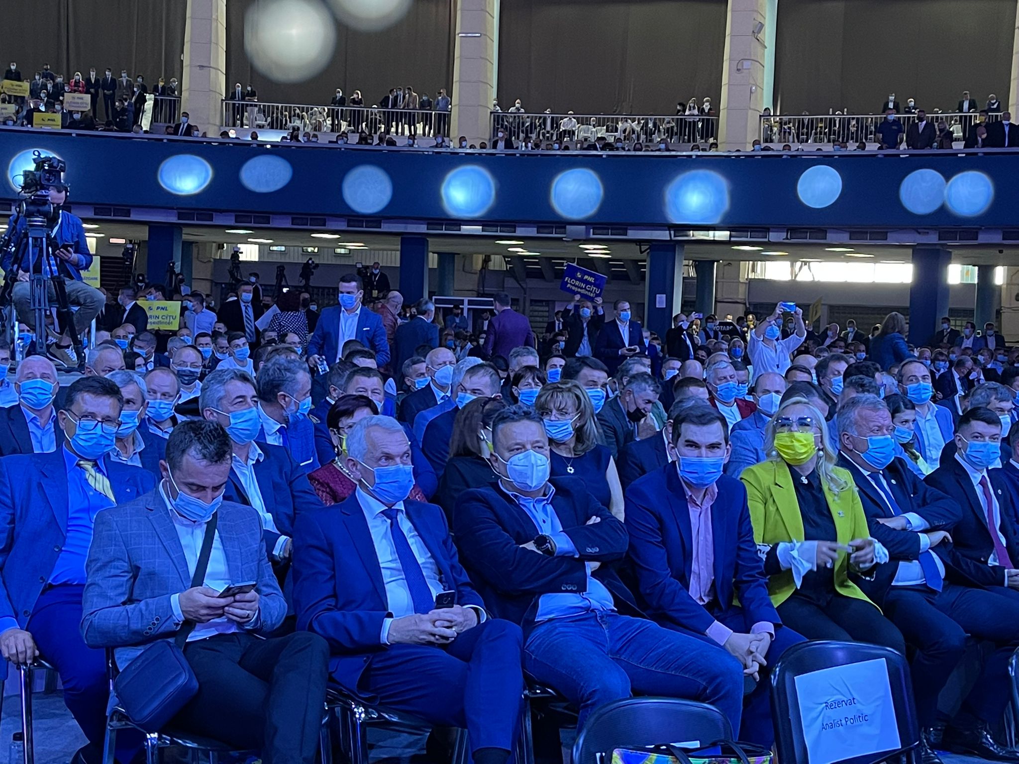 FOTO Congresul PNL- Liberalii își aleg astăzi președintele
