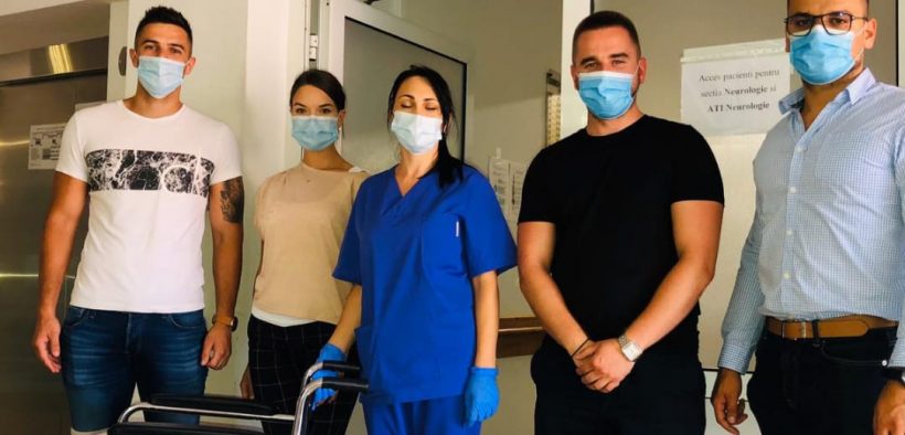 ROTARACT Sibiu donează 2 Scaune Rulante cu vas de toaletă