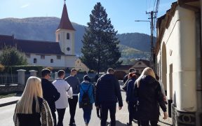 La pas, prin Gura Râului | Natura și tradiția, vor fi recreate luni 25 octombrie 2021, în cadrul proiectului „Brunch pe Măial”