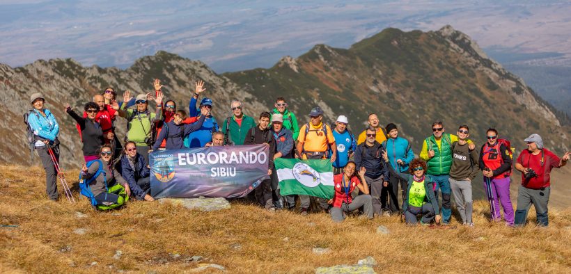 Pasionații de drumeții din Europa s-au reunit pentru prima dată în Estul Europei, la Sibiu