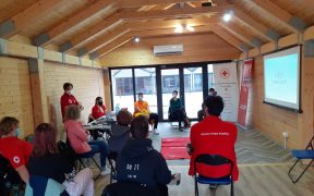 Cursuri de prim ajutor pentru voluntarii Crucea Roșie Filiala Sibiu