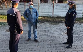 Cetățenii și operatorii, informații de polițiști despre noile reglementări anti-COVID