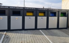 Platforme modulare moderne pentru colectarea selectivă a deșeurilor din Avrig