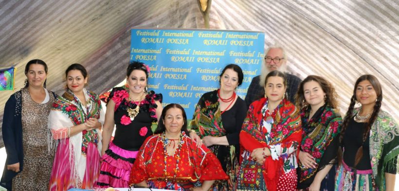 Antologia Festivalului Internațional Romaii Poesia, văzută de ochii Sibiului