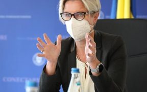 Apel de proiecte pentru tinerii care nu mai sunt la școală și nu lucrează: consiliere, găsirea unui loc de muncă, antreprenoriat