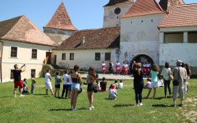 Colinele Transilvaniei lansează două animații utile pentru a dezvolta comunități active și sănătoase