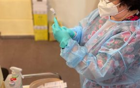 Peste 300 de persoane s-au vaccinat în acest weekend la Sala Thalia