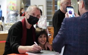 Noua galerie de artă Carabulea Gallery Transylvania din Sibiu a fost deschisă în prezența lui Horațiu Mălăele