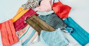 Elevii și profesorii nu mai pot veni la școală cu măști textile