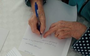 Scrisori trimise bunicilor Unității de Asistență Medico-Socială Săliște