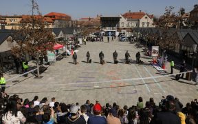Fotoreportaj: Sute de copii din Sibiu au devenit poliţişti pentru o zi