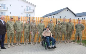 Elevi militari din Sibiu, în vizită la prietenul lor Andrei