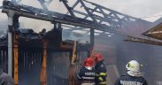 Incendiu în satul Dârlos la o construcţie din lemn