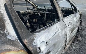 UPDATE Un autoturism a luat foc în mers pe A1
