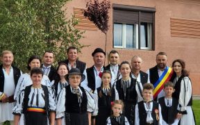 Află cum au sărbătorit șelimbărenii Rusaliile