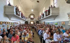 Părintele Necula a binecuvântat Tărâmul Tuberozelor