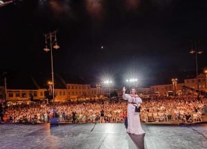 Final incendiar cu Loredana și Junii Sibiului, pentru Festivalul „Cântecele Munților” 2022