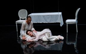 TNRS participă la Festivalul Național de Teatru cu spectacolele „Mamă” și „Trei surori”