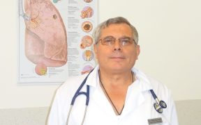 Pneumologul Ioan Drăghilă: ”Țigările electronice mențin dependența de nicotină sau chiar o amplifică”